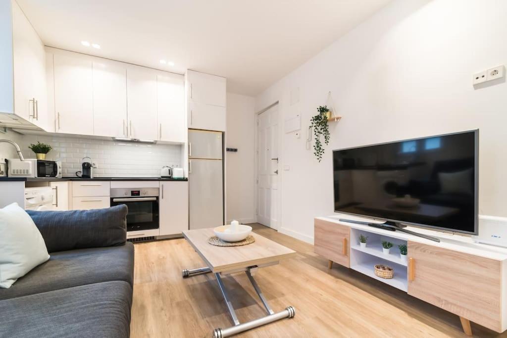 Amazing Apartment! Quiet And Bright, Madrid. エクステリア 写真