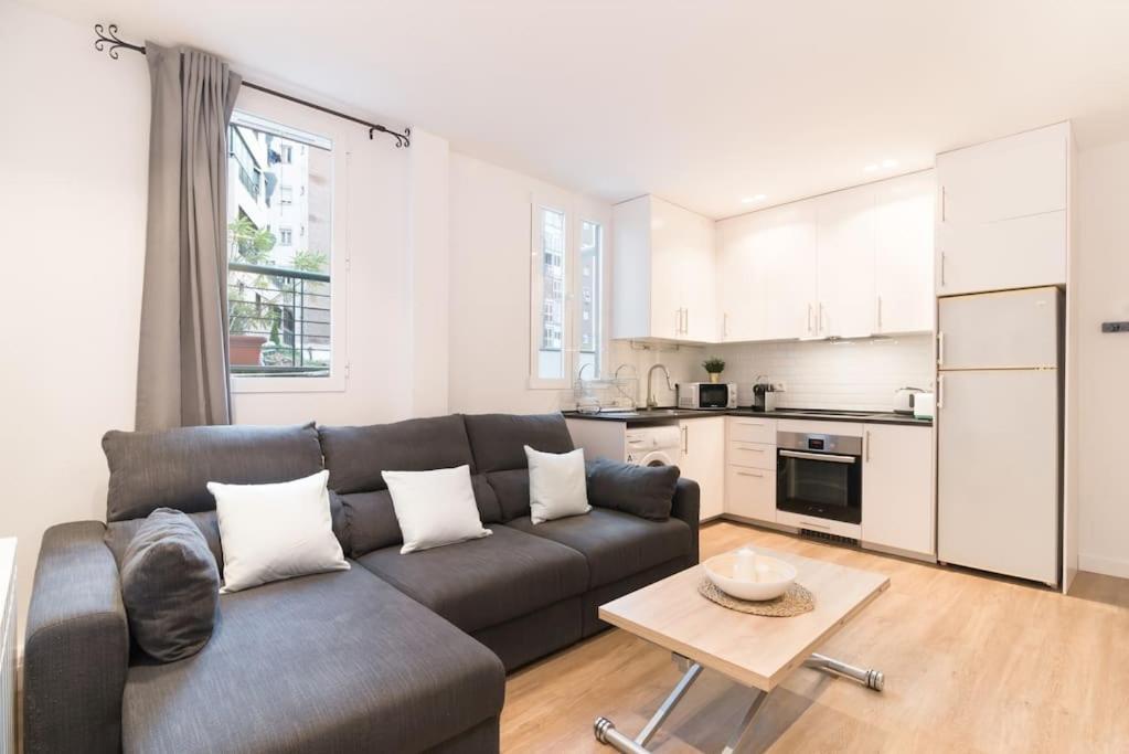 Amazing Apartment! Quiet And Bright, Madrid. エクステリア 写真