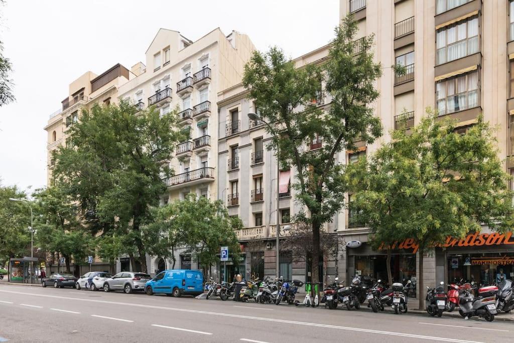 Amazing Apartment! Quiet And Bright, Madrid. エクステリア 写真