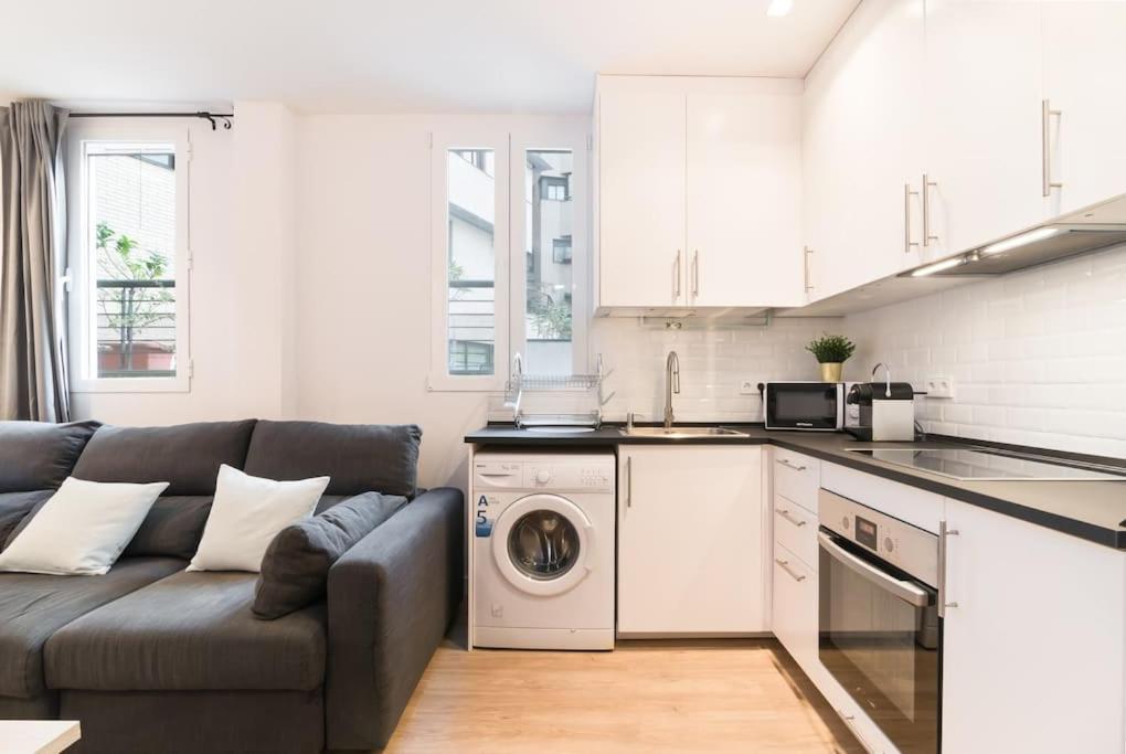 Amazing Apartment! Quiet And Bright, Madrid. エクステリア 写真